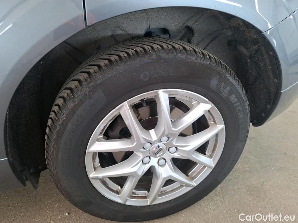  Volvo  XC60 VOLVO  / 2017 / 5P / SUV B4 197 Geartro Business Executive #5