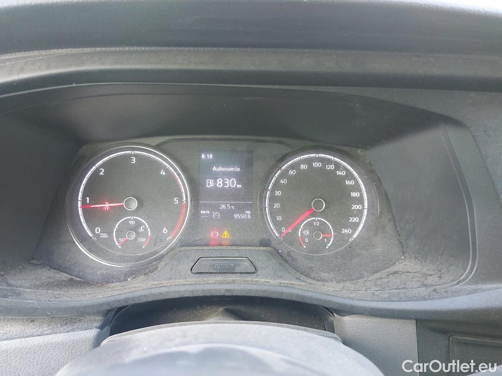  Land Rover  Discovery VOLKSWAGEN Transporter / 2020 / 4P / furgón Furgón Corto TN 2.0 TDI 110kW 4MO #28