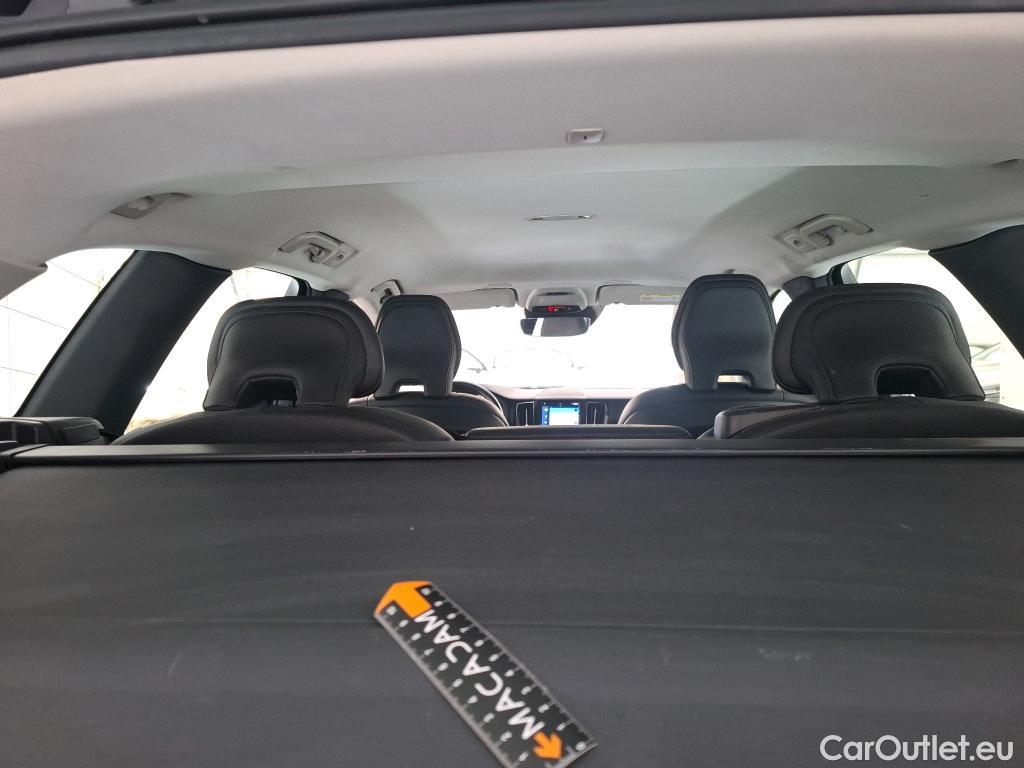  Volvo  XC60 VOLVO  / 2017 / 5P / SUV B4 197 Geartro Business Executive #23