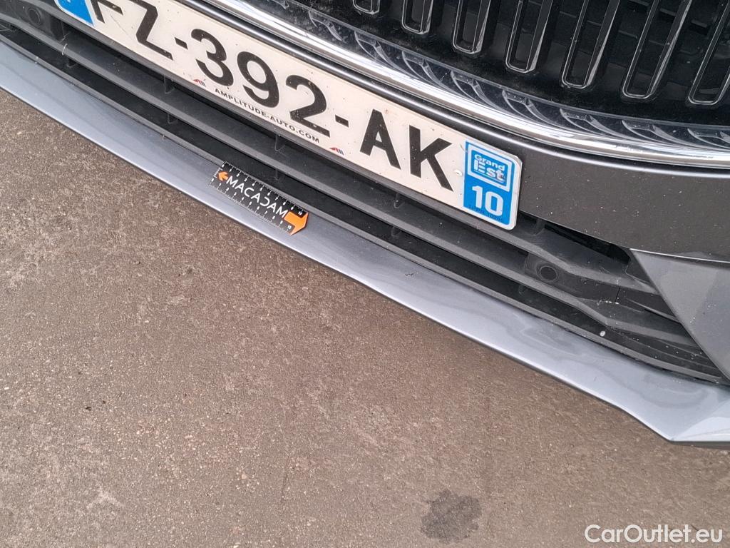  Volvo  XC60 VOLVO  / 2017 / 5P / SUV B4 197 Geartro Business Executive #2