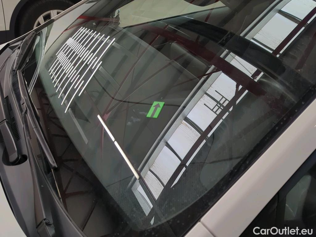  Toyota  Corolla 1.8 Hybrid Business HSD #1