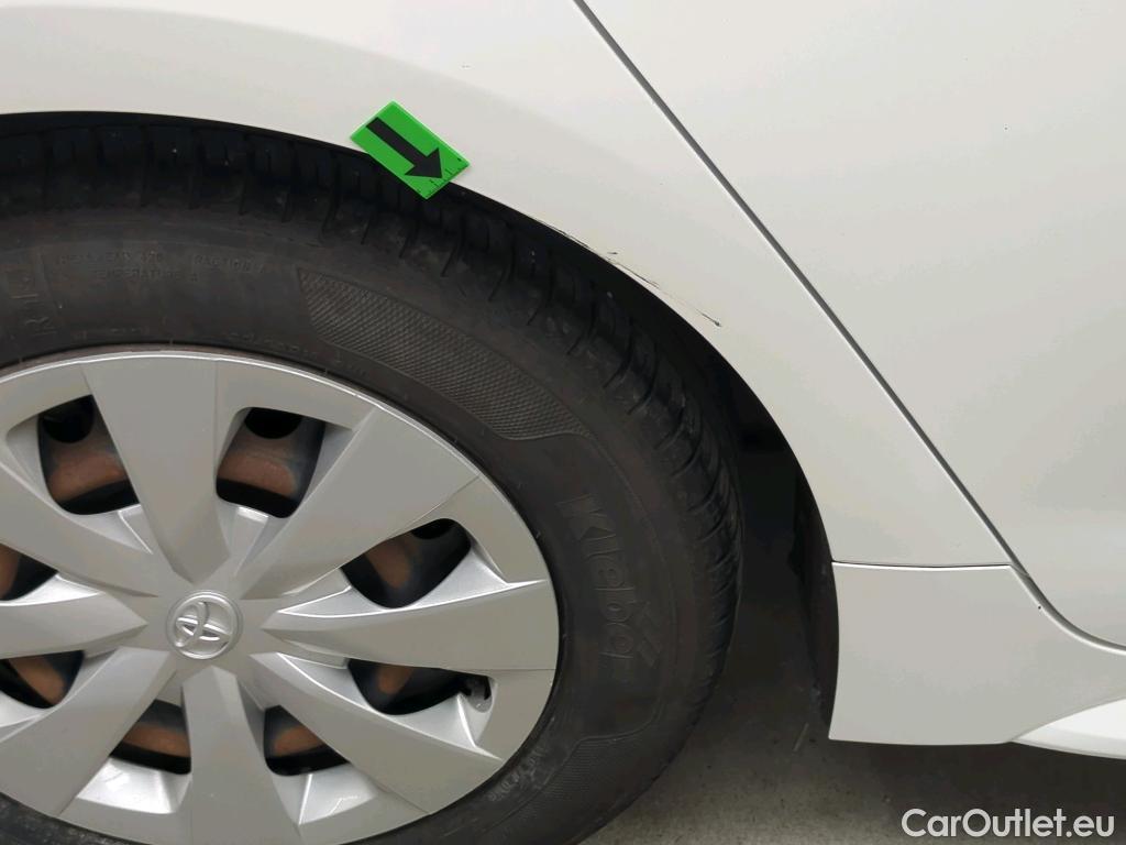  Toyota  Corolla 1.8 Hybrid Business HSD #14