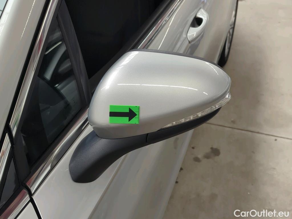  Ford  Mondeo 2.0 Hybrid Titanium ECVT #35