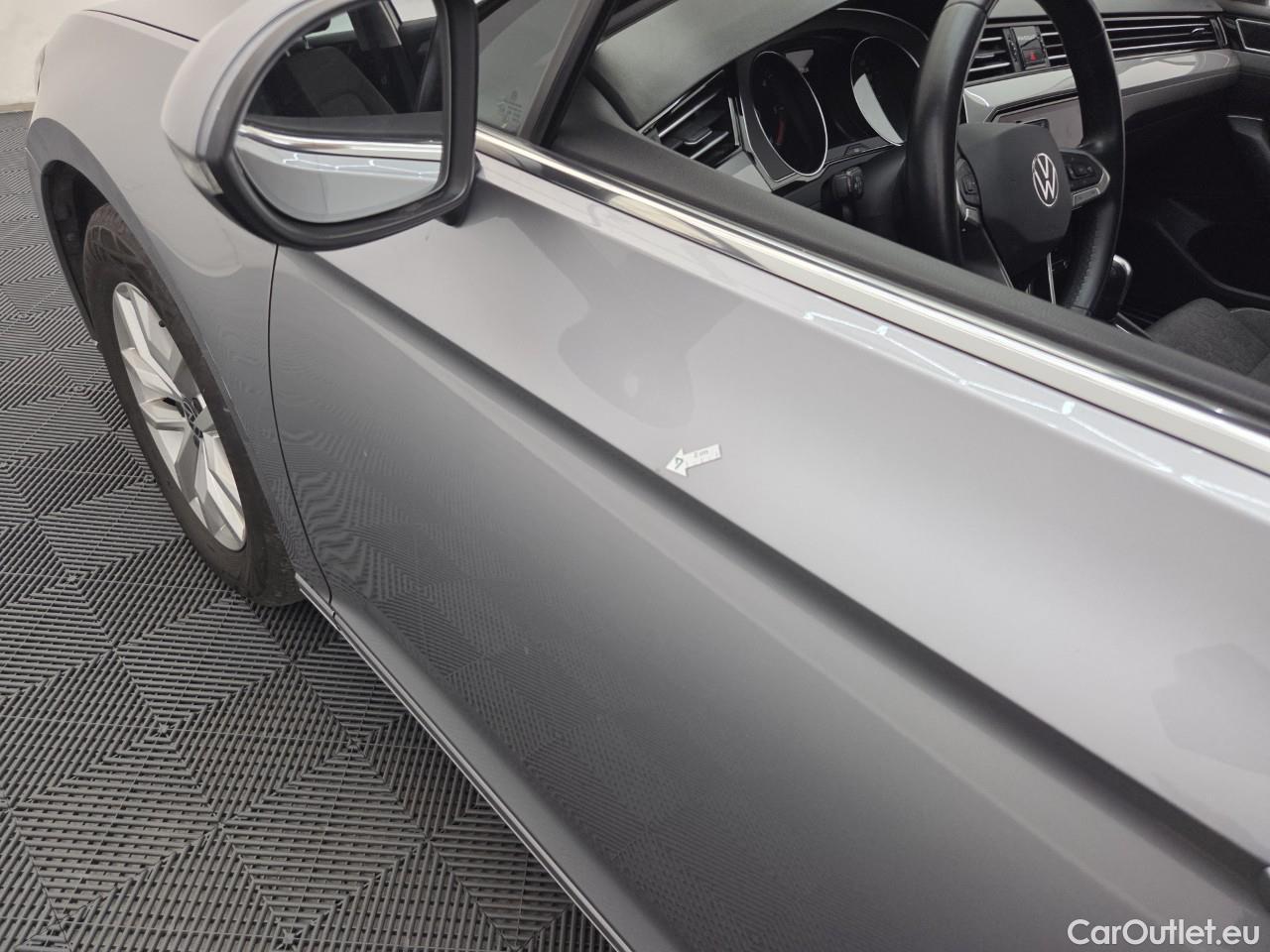  Volkswagen  Passat Var.Comfortline 2.0 TDI DSG 150 CP #1