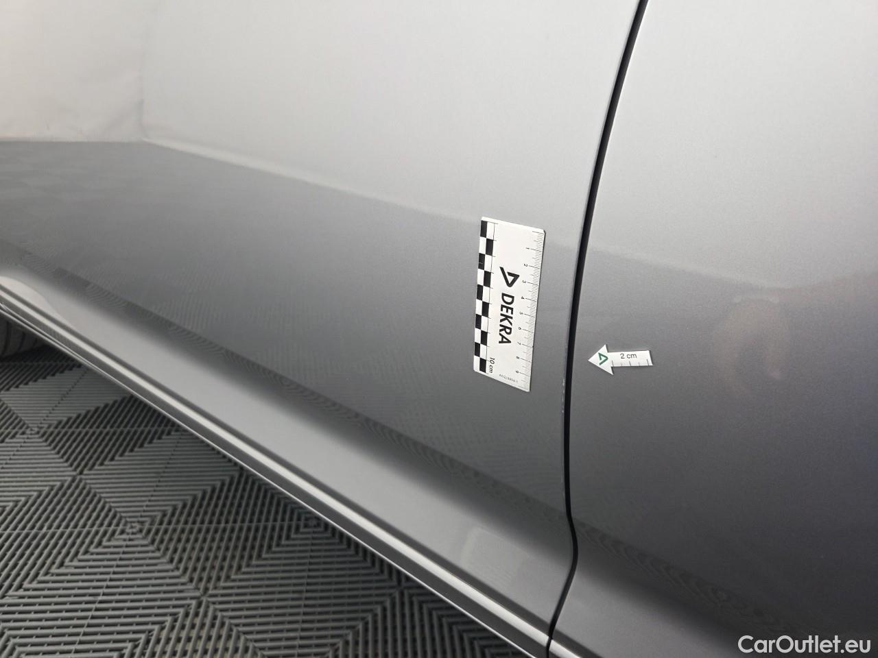  Volkswagen  Passat Var.Comfortline 2.0 TDI DSG 150 CP #2