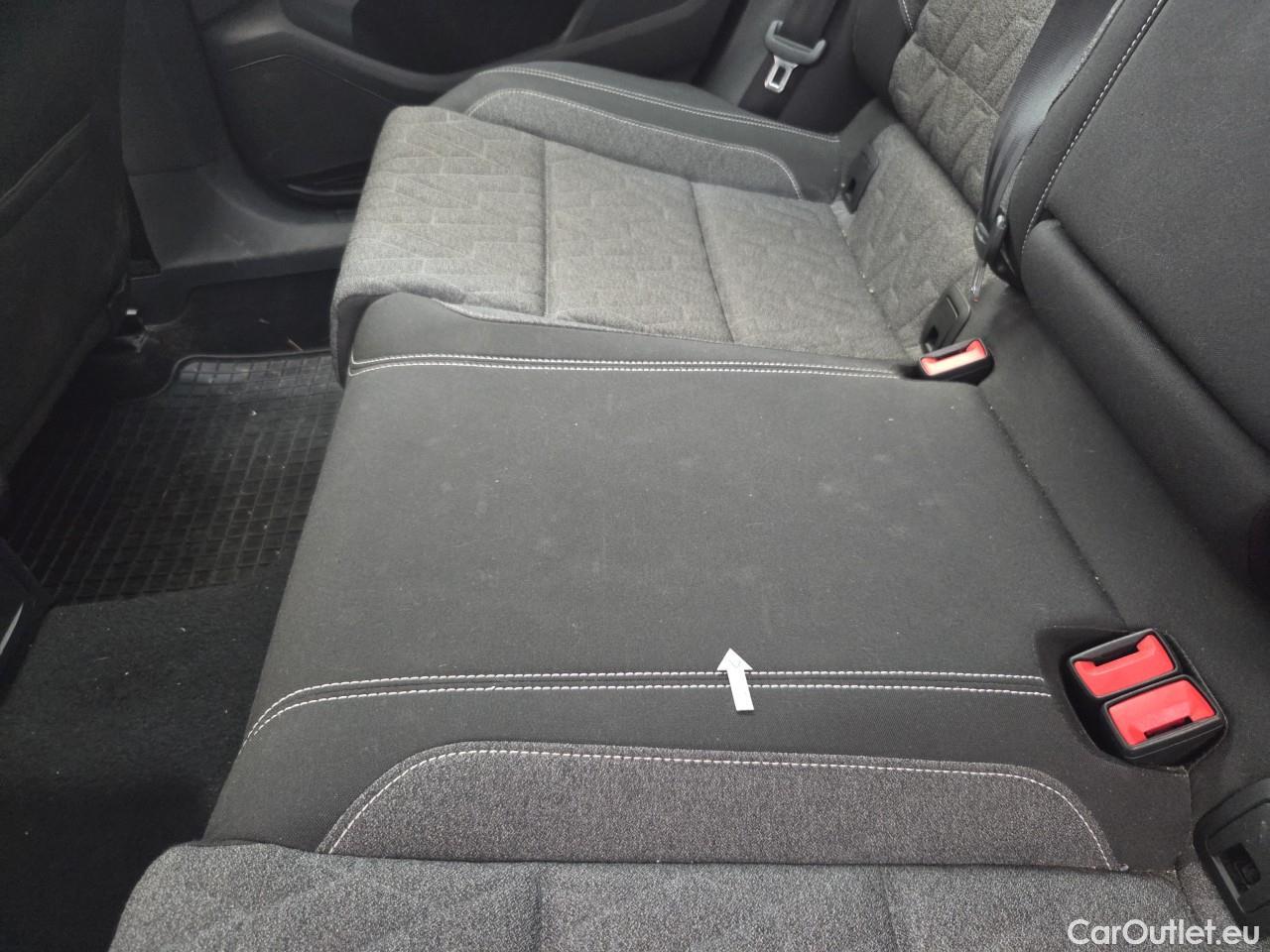  Volkswagen  Passat Var.Comfortline 2.0 TDI DSG 150 CP #40