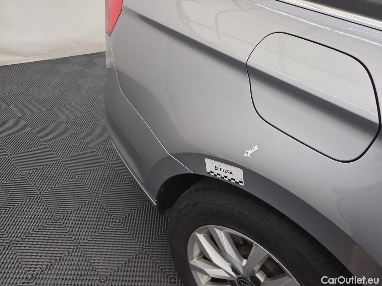  Volkswagen  Passat Var.Comfortline 2.0 TDI DSG 150 CP #25