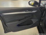  Volkswagen  Golf  Volkswagen Variant 1.5 eTSI EVO 130KM DSG 7 Life 5d #53