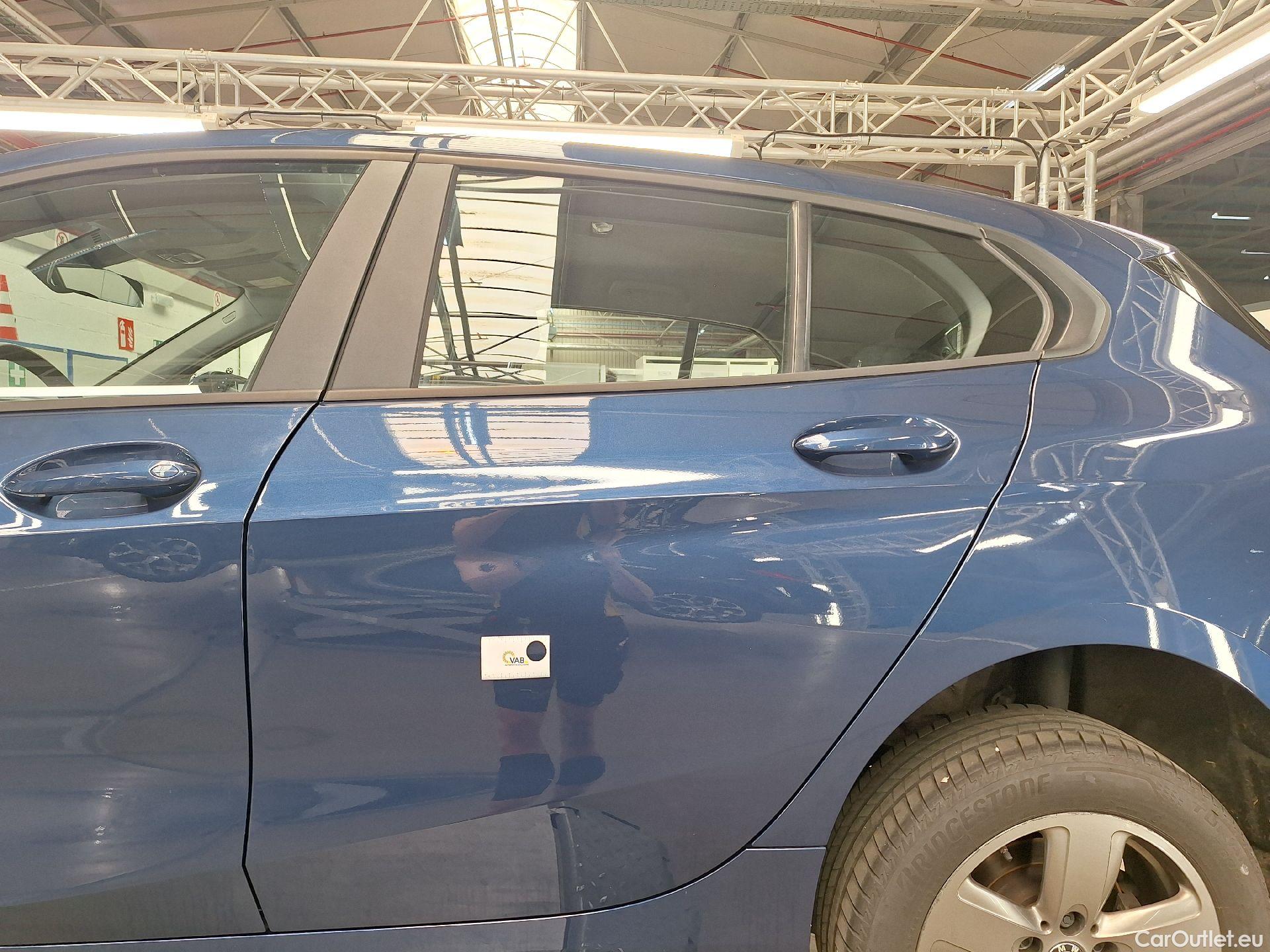  Bmw  Serie 1 BMW, 1-serie '19, BMW 1 Reeks Hatch 116d (85 kW) 5d #34