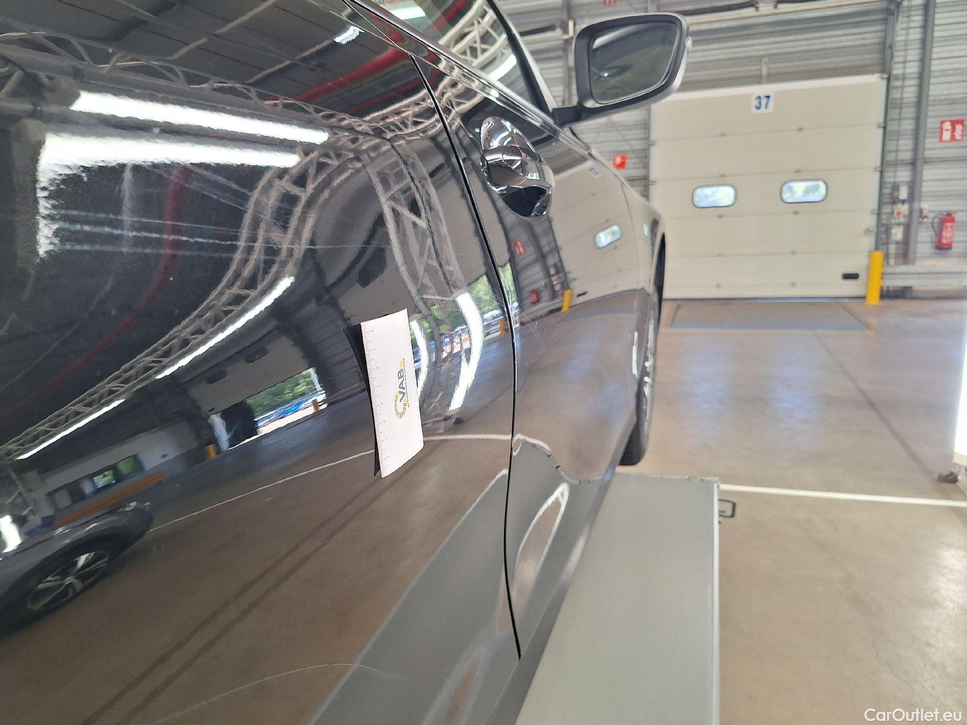  Bmw  Serie 3 BMW, 3-serie '18, BMW 3 Reeks Berline 318dA (100 kW) 4d #25