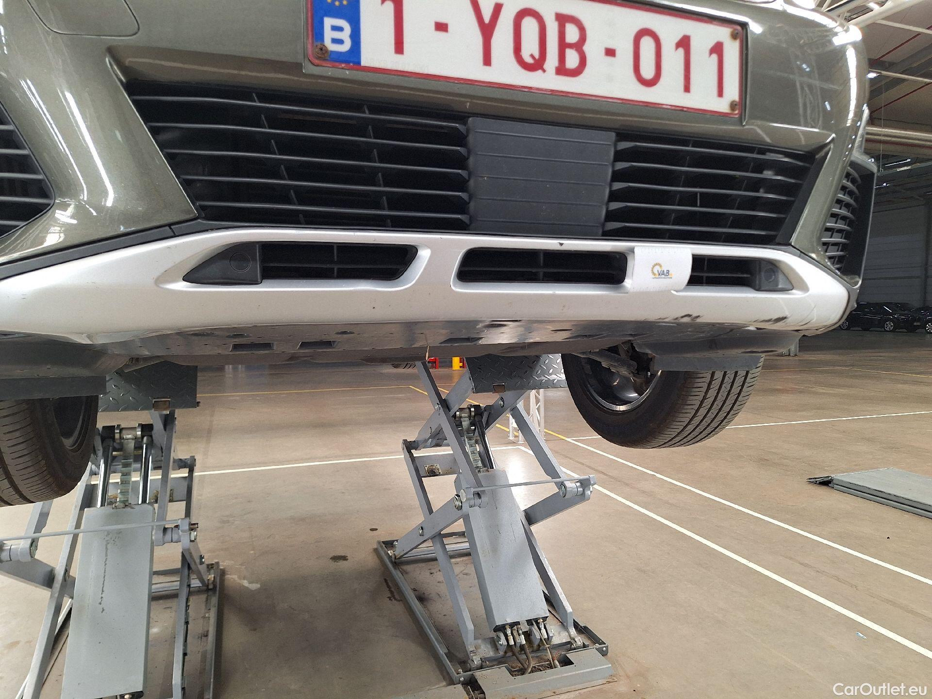  Peugeot  5008 Peugeot,  '16, Peugeot  1.5 BlueHDi 96kW S&S Allure 5d 7pl #32