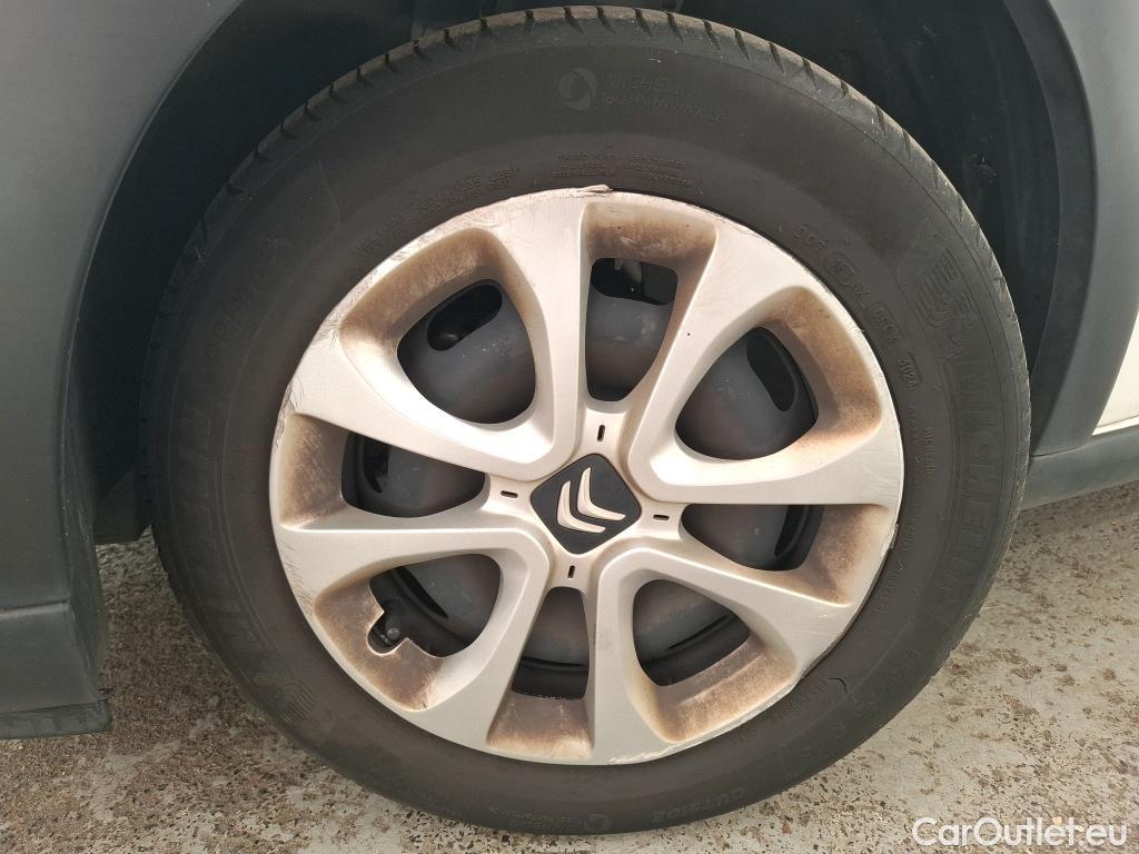  Citroen  C3  Société Feel 1.2 PureTech 80CV BVM5 E6d #24