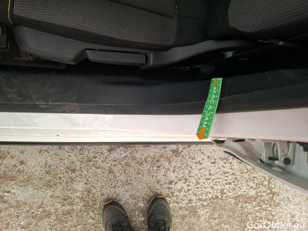  Citroen  C3  Société Feel 1.2 PureTech 80CV BVM5 E6d #26