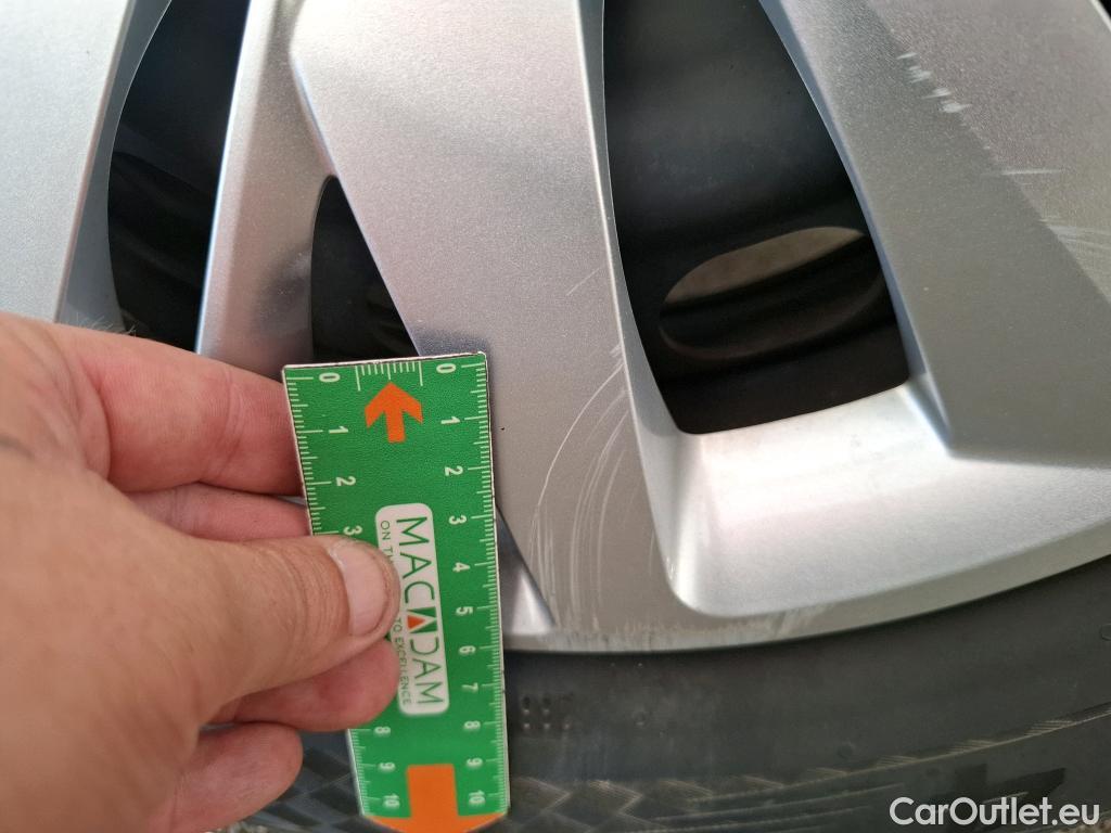  Peugeot  208  Premium 1.5 HDi 100CV BVM6 E6d #66