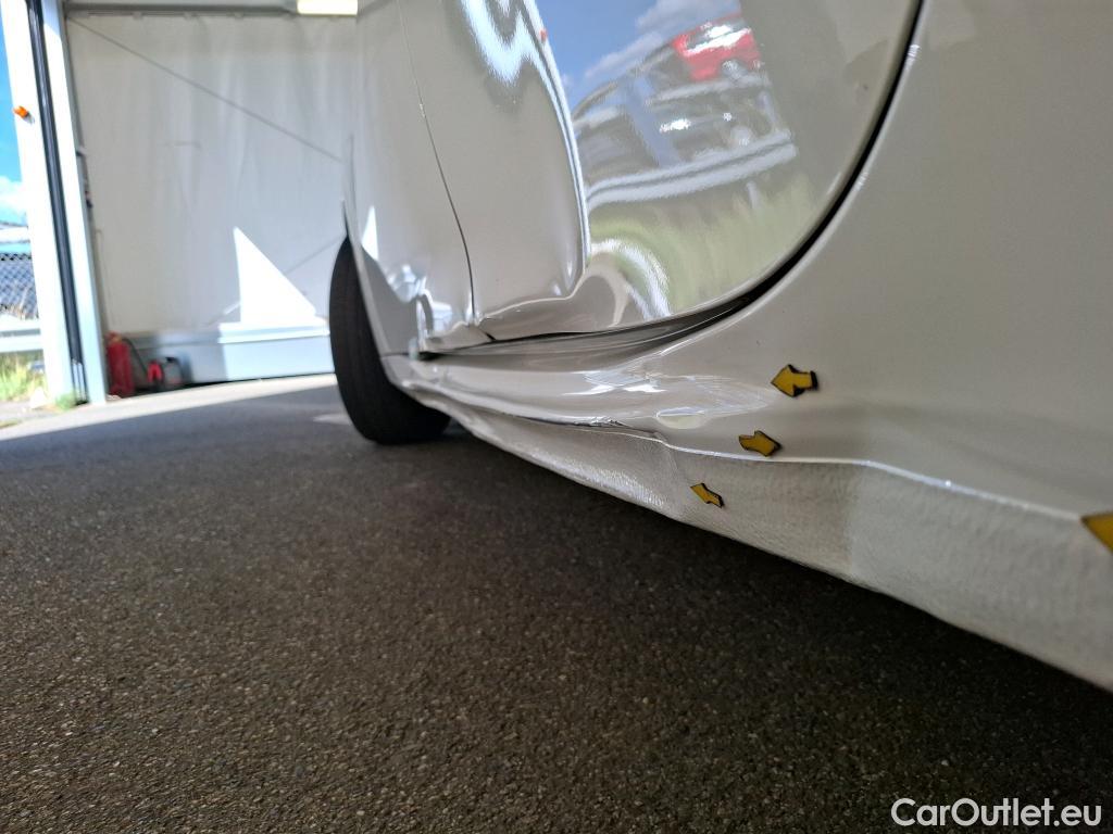  Peugeot  208  Premium 1.5 HDi 100CV BVM6 E6d #4