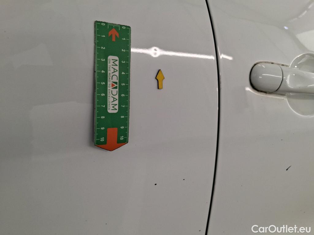  Renault  Clio RENAULT  Société VU 5p Berline Air Medianav dCi 90 #18