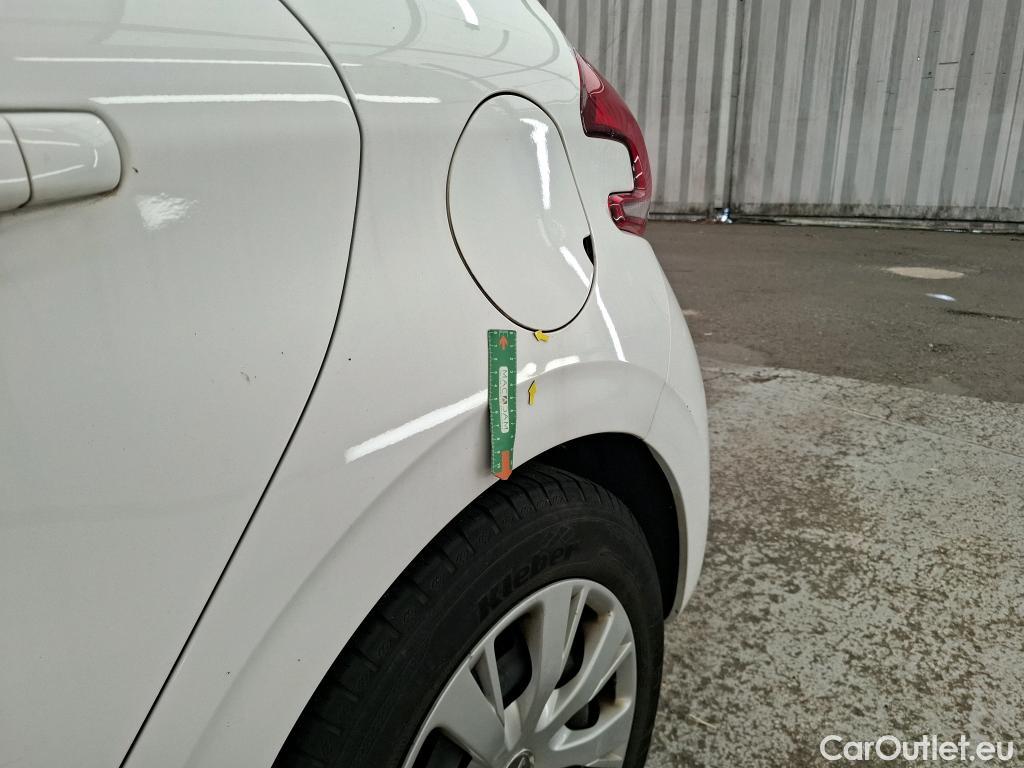  Peugeot  208  Affaire Premium Pack 1.6 HDi 100CV BVM5 E6 #1