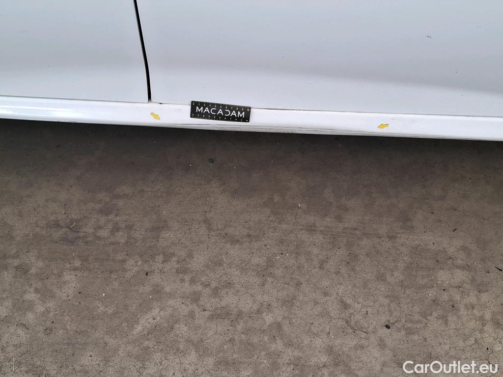 Peugeot  208  Premium 1.5 HDi 100CV BVM6 E6d #2