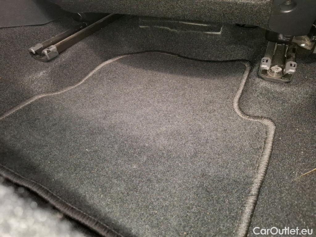  Peugeot  208  Premium 1.5 HDi 100CV BVM6 E6d #58