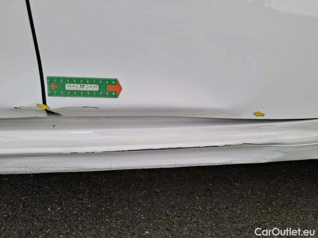  Peugeot  208  Premium 1.5 HDi 100CV BVM6 E6d #16