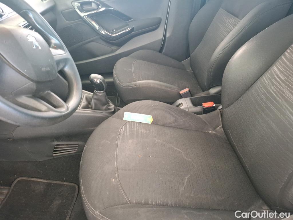  Peugeot  208  Affaire Premium 1.6 HDi 75CV BVM5 E6 #56