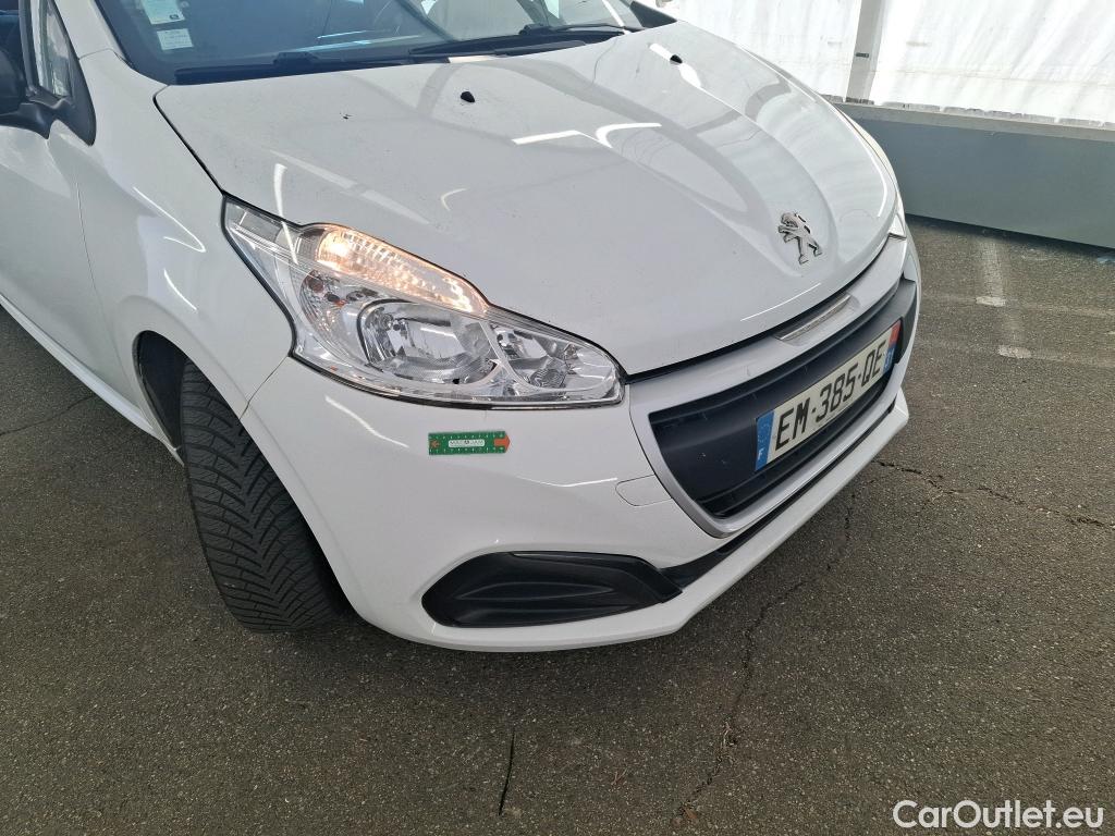  Peugeot  208  Affaire Premium 1.6 HDi 75CV BVM5 E6 #26