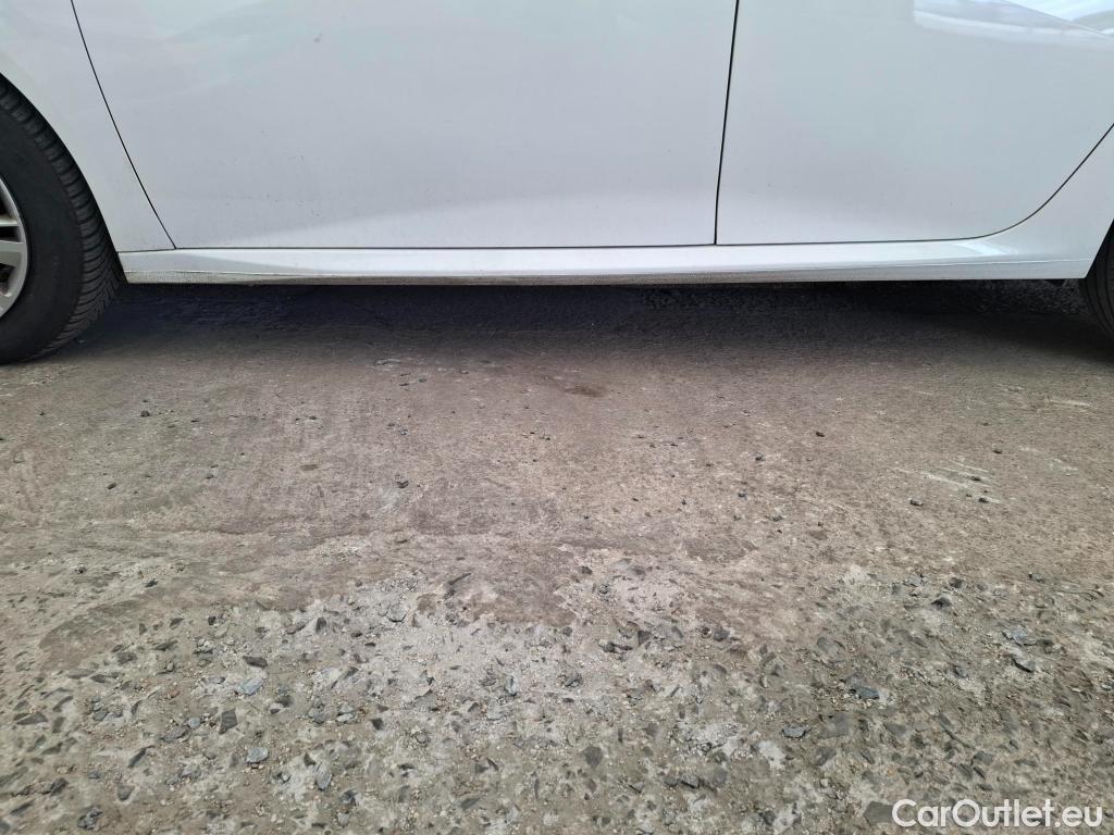  Peugeot  208  Premium 1.5 HDi 100CV BVM6 E6d #40