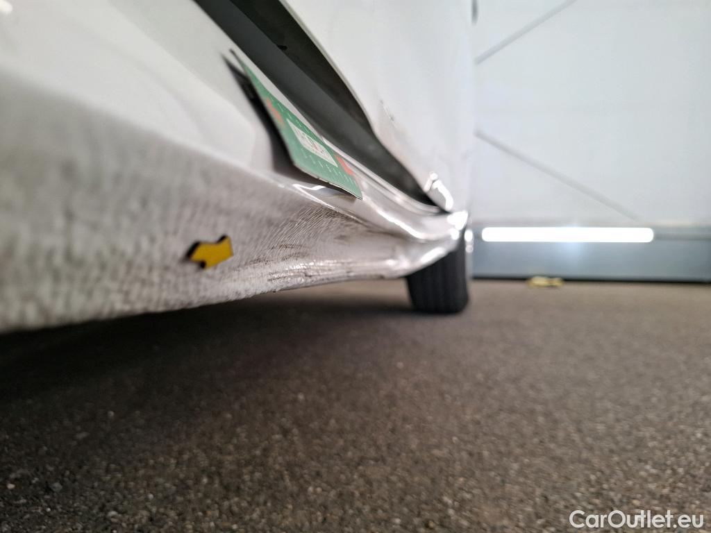  Peugeot  208  Premium 1.5 HDi 100CV BVM6 E6d #5