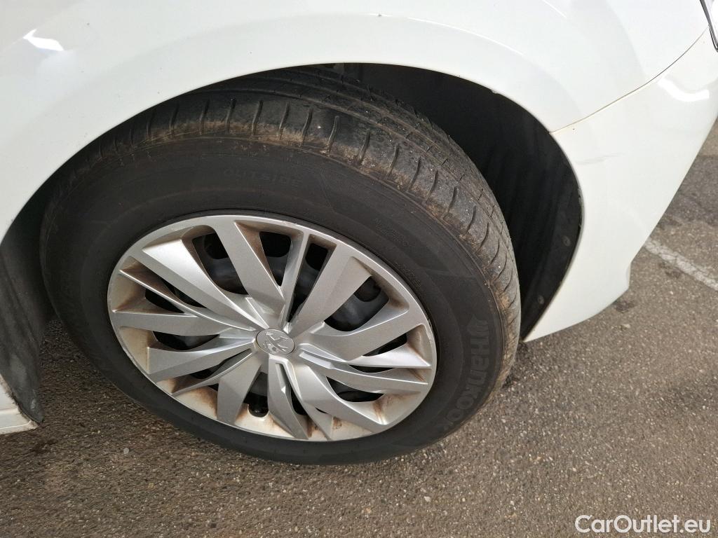  Peugeot  208  Premium 1.5 HDi 100CV BVM6 E6d #46