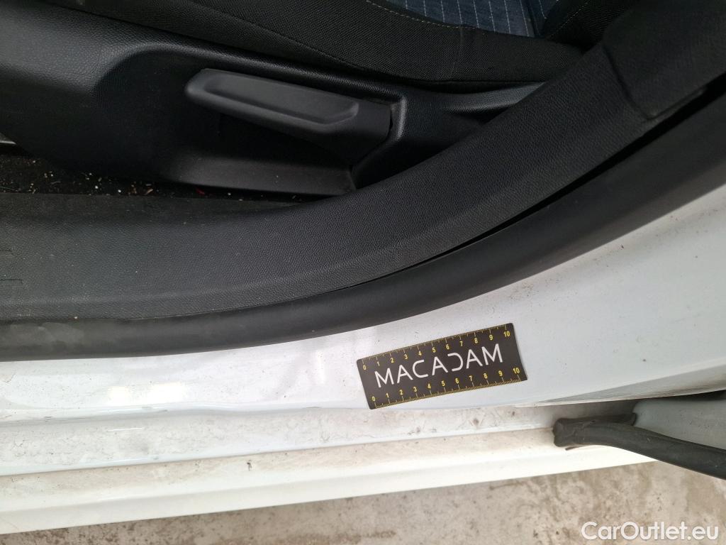  Peugeot  208  Premium 1.5 HDi 100CV BVM6 E6d #33