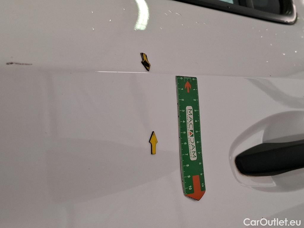  Peugeot  208  Premium 1.5 HDi 100CV BVM6 E6d #36