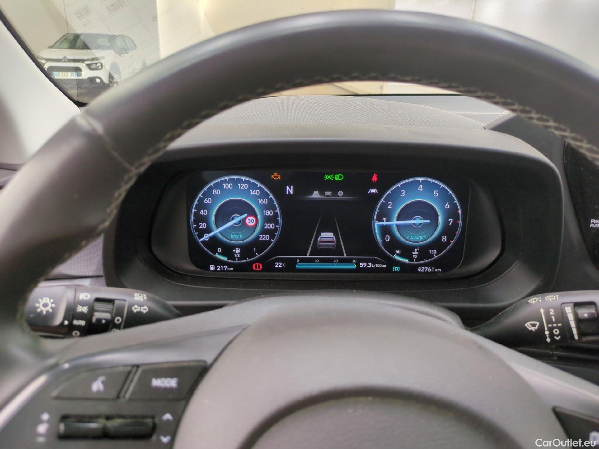  Hyundai  Bayon  / 2021 / 5P / SUV 1.0 T-GDI 100 HYBRID 48V INTUITIVE / TRANSFO VP/VF #16