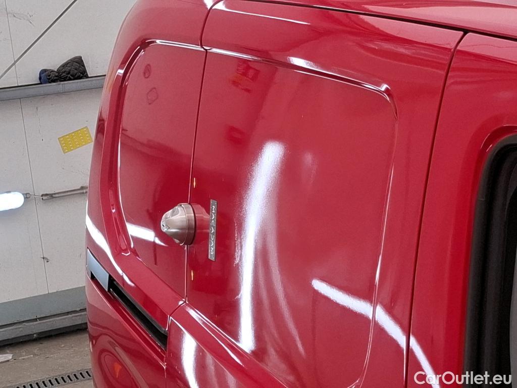  Citroen  Berlingo  Fourgon Driver M 650 1.2 PureTech 130CV BVA8 E6d #25