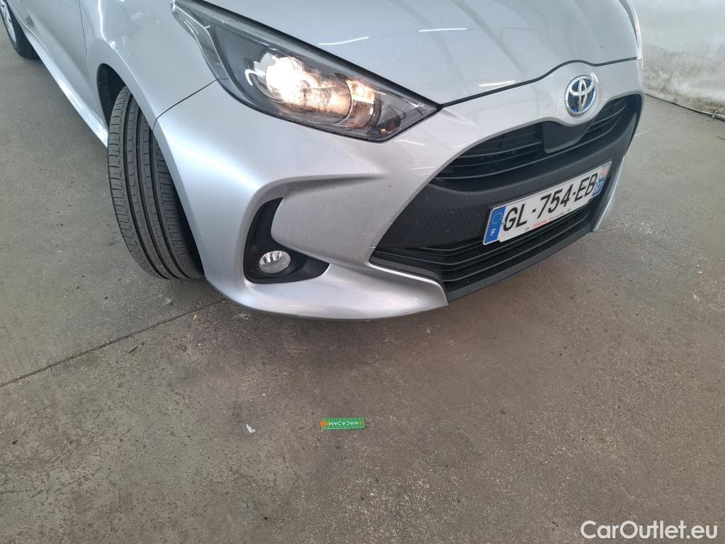  Toyota  Yaris  Hybride Affaires / 2019 / 5P / Berline 1.5 Hybride 116h Dynamic Business  #8