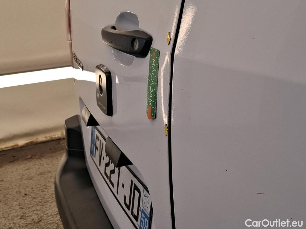  Citroen  Berlingo  Fourgon Driver M 1000 1.5 BlueHDi 100CV BVM5 E6dT #8