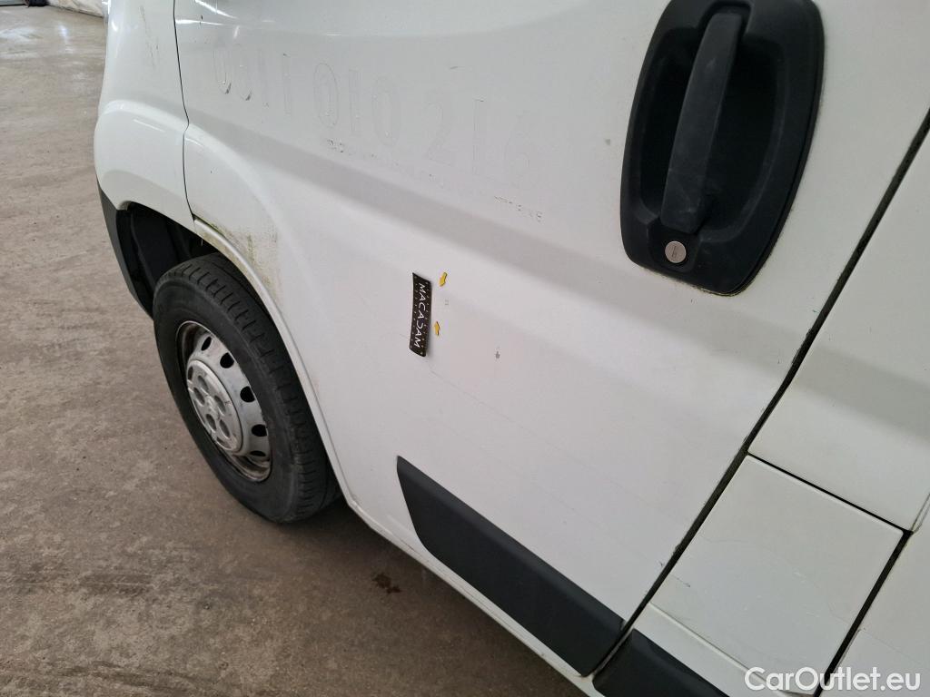  Citroen  Jumper CITROEN  / 2014 / 4P / Fourgon tôlé 33 L2H2 BlueHDi 110 BVM6 Club #61