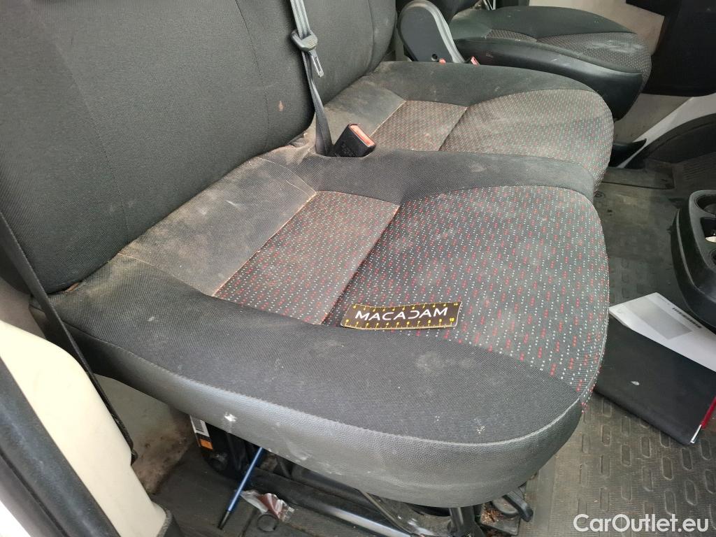  Citroen  Jumper CITROEN  / 2014 / 4P / Fourgon tôlé 33 L2H2 BlueHDi 110 BVM6 Club #64
