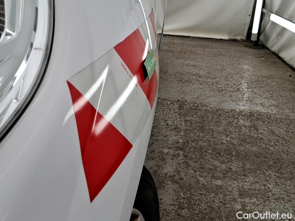  Renault  Kangoo  Express Maxi Extra (Série Spéciale) 1.5 #2