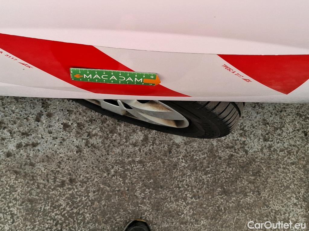  Renault  Kangoo  Express Maxi Extra (Série Spéciale) 1.5 #4
