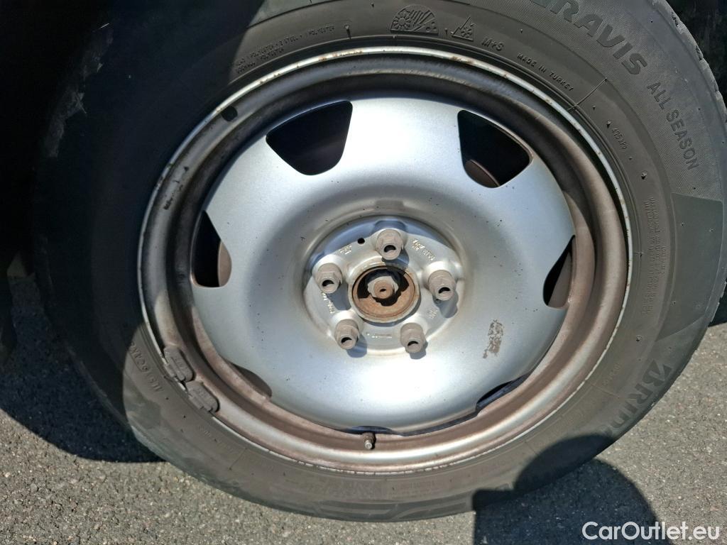  Volkswagen  Transporter VOLKSWAGEN  / 2019 / 4P / Fourgon tôlé 2.0 TDi 150 4MO L1H1 Business Line #27