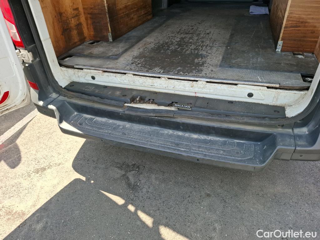  Volkswagen  Crafter VOLKSWAGEN  / 2017 / 4P / Fourgon tôlé 2.0 TDI 140 35 L3H3 4MO Procab Busi Line #14