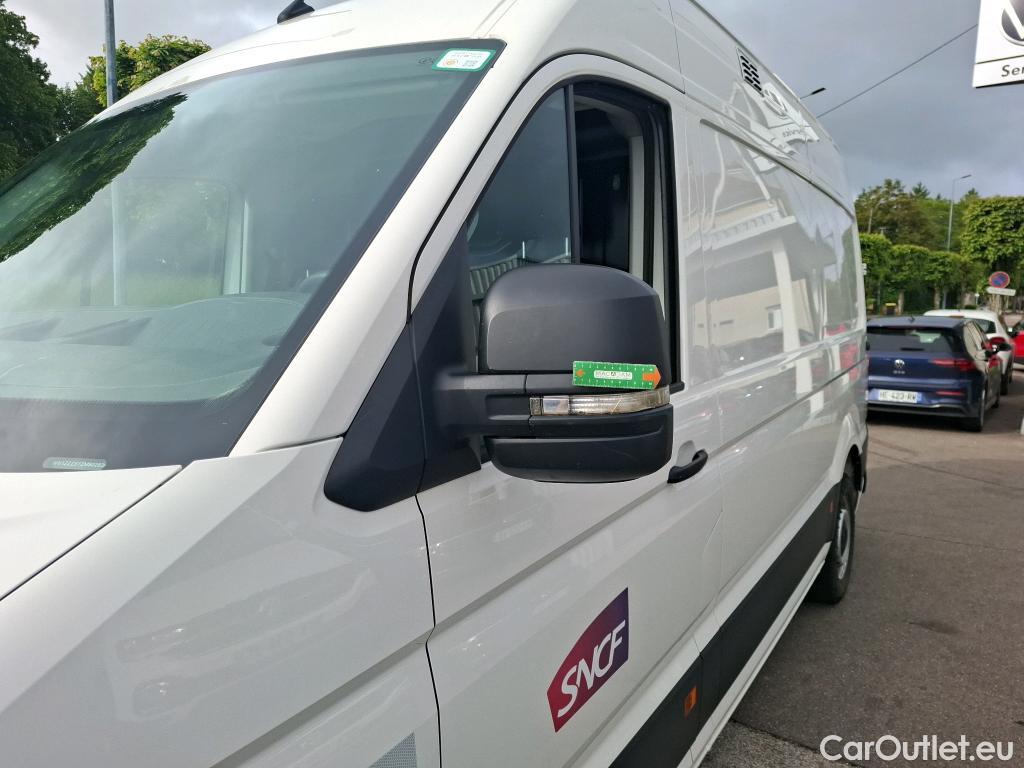  Volkswagen  Crafter  Fourgon Fourgon 35 mittlerer Radstand mit Hochdach FWD 2.0 #9
