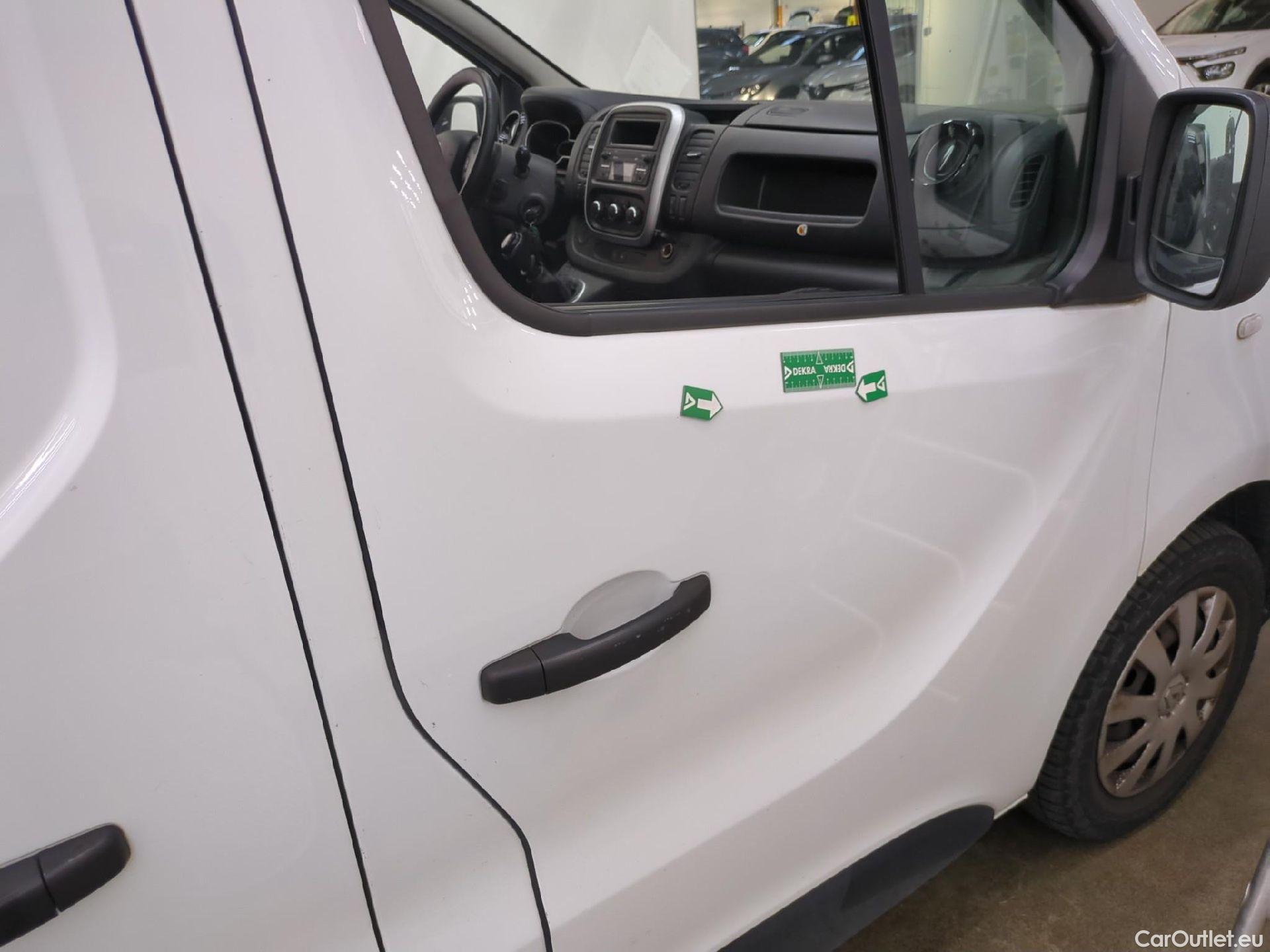  Renault  Trafic RENAULT  / 2019 / 4P / Fourgon tole FG GCF L2H2 1200 Energy dCi 145 E6 #7