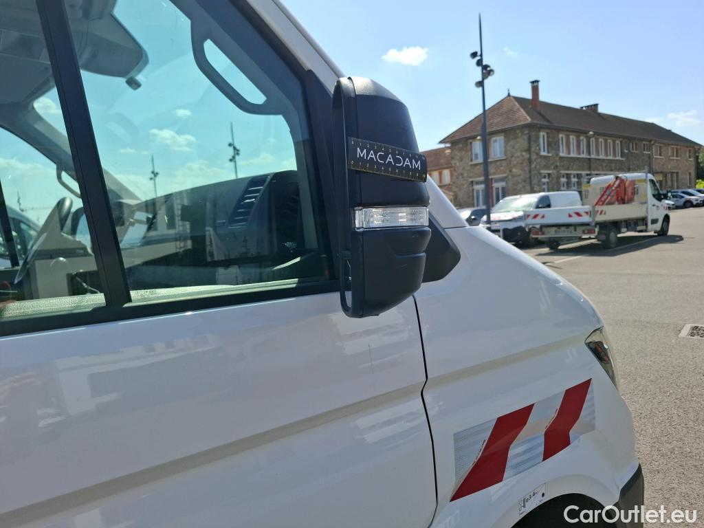 Volkswagen  Crafter VOLKSWAGEN  / 2017 / 4P / Fourgon tôlé 2.0 TDI 140 35 L3H3 4MO Procab Busi Line #31