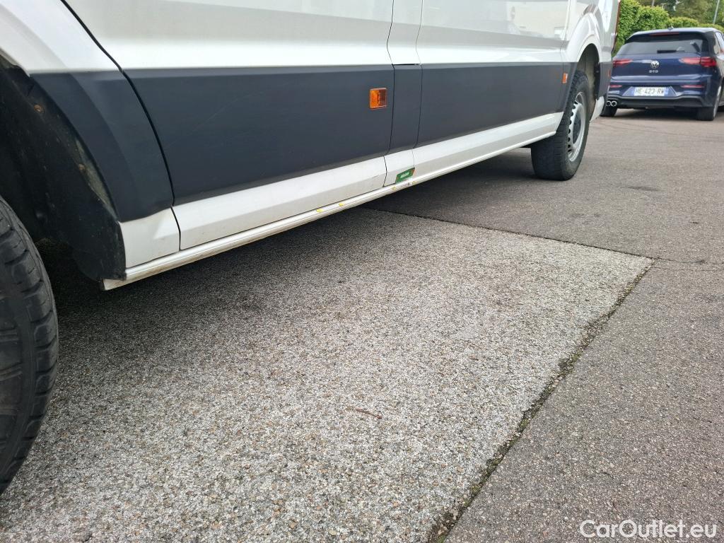  Volkswagen  Crafter  Fourgon Fourgon 35 mittlerer Radstand mit Hochdach FWD 2.0 #22