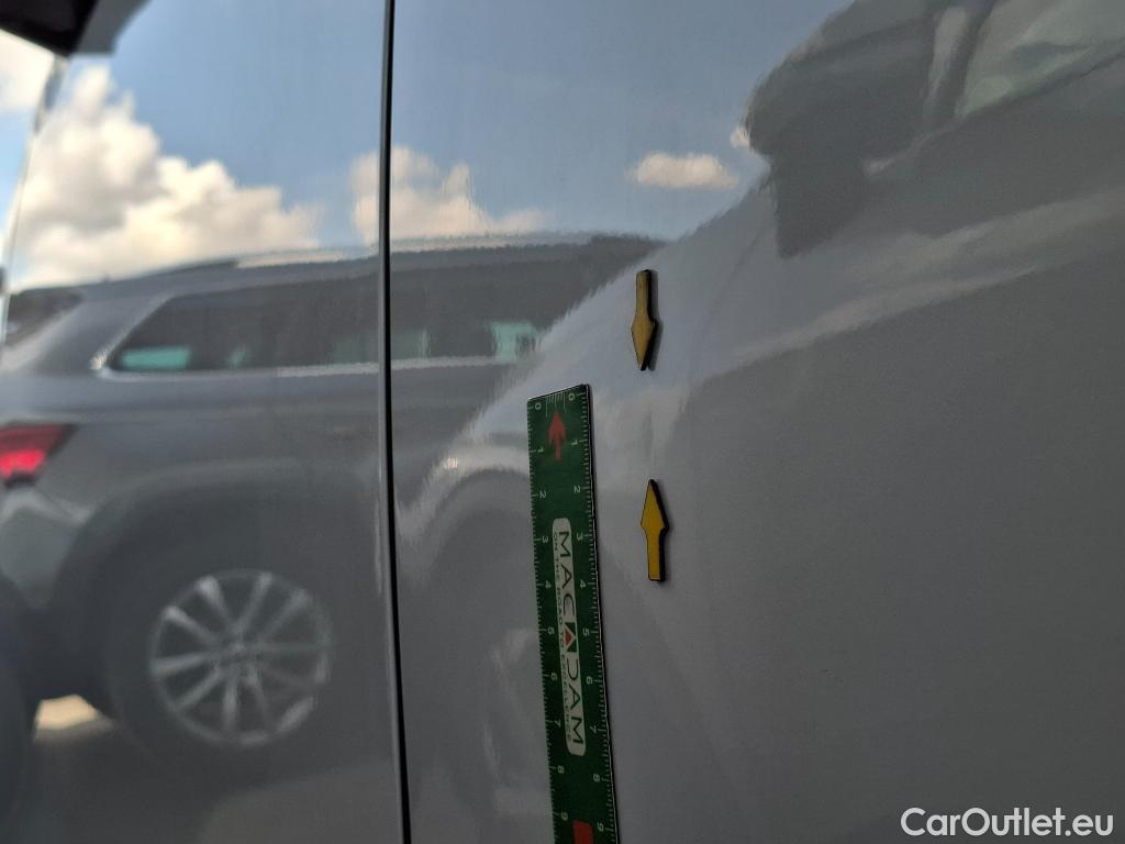 Land Rover  Discovery TOYOTA Proace / 2024 / 4P / Fourgon tôlé Medium 1.5 120 BVM Start #18