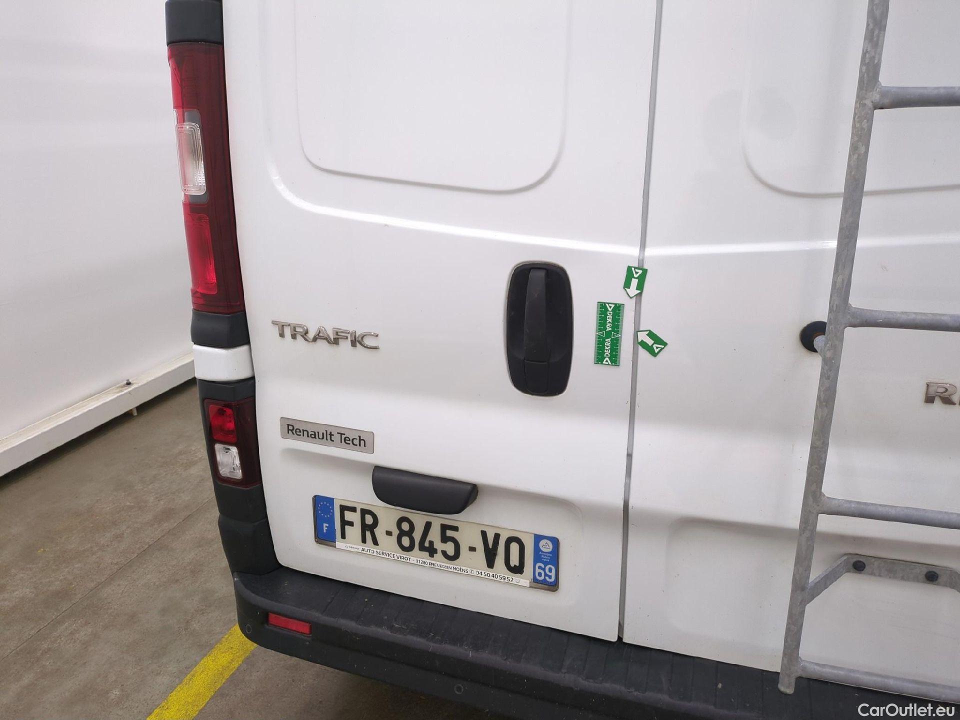  Renault  Trafic RENAULT  / 2019 / 4P / Fourgon tole NV FG GCF L2H2 1200 Energy dCi 145 #12