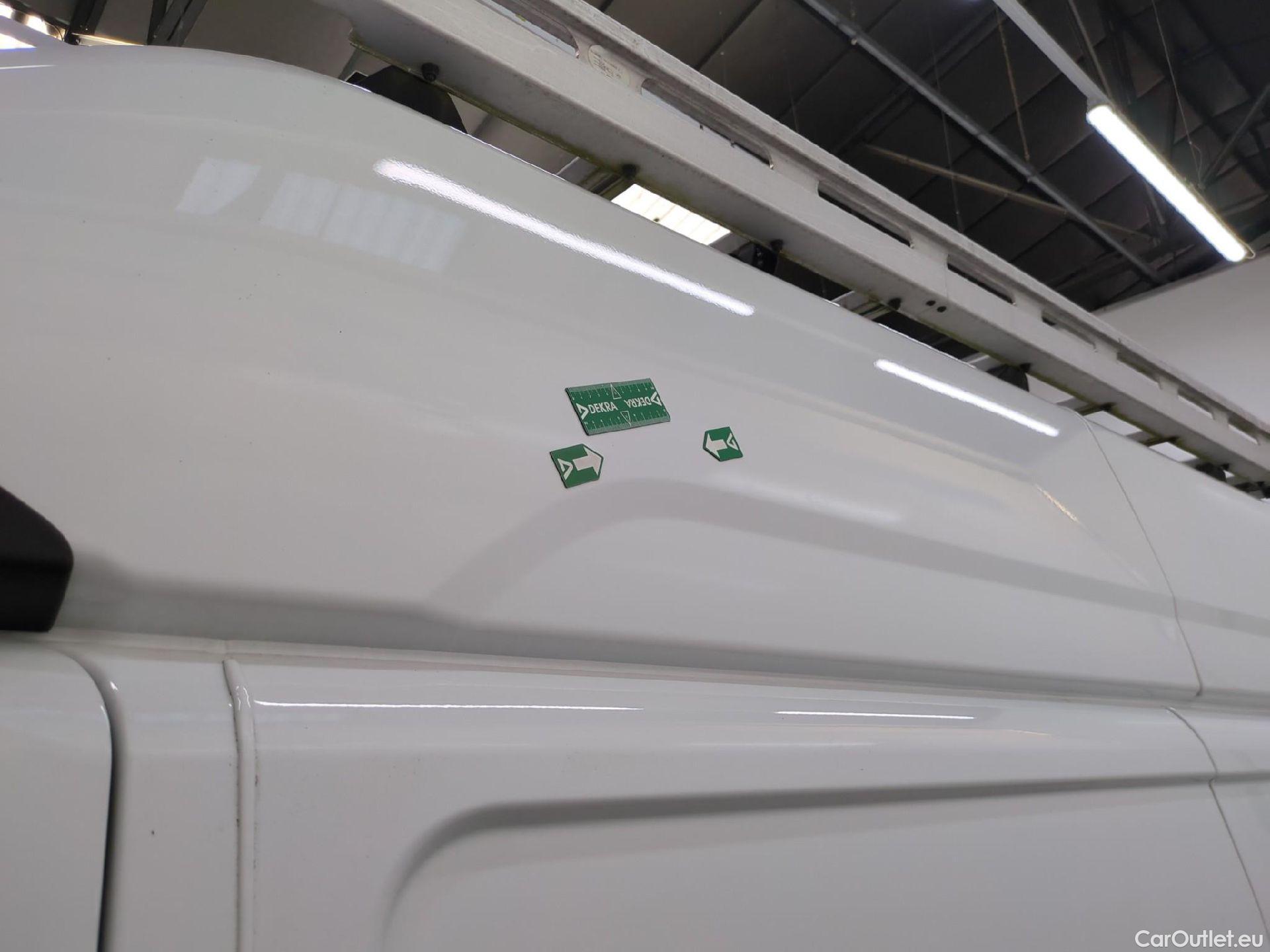  Renault  Trafic RENAULT  / 2019 / 4P / Fourgon tole FG GCF L2H2 1200 Energy dCi 145 E6 #20