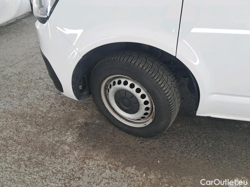  Volkswagen  Transporter VOLKSWAGEN  VU 4p Fourgon 2.0 TDi 110 L2H1 Busi Line Plu #41