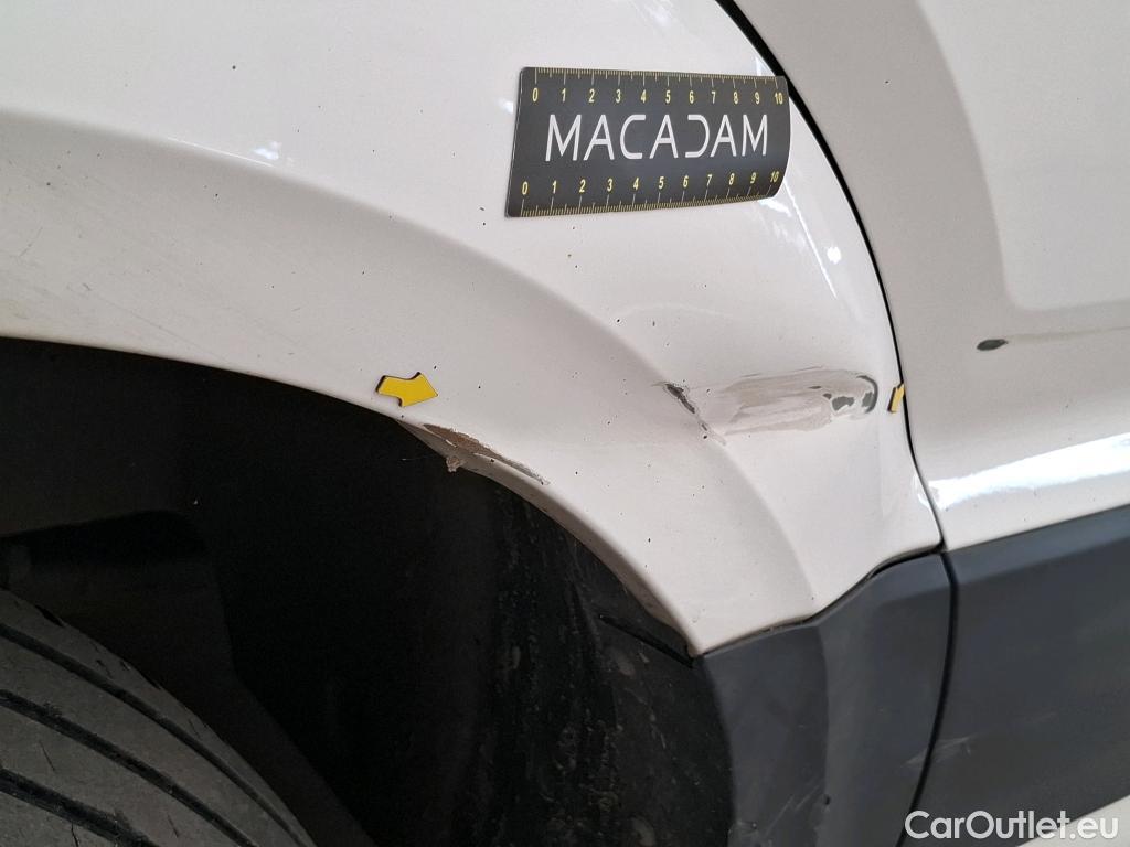  Volkswagen  Crafter  Fourgon 35 Fourgon L4H3 FWD 2.0 TDI 140CV BVM6 E6 #8